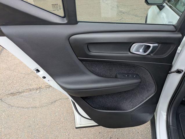 2019 Volvo XC40 T5 R-Design