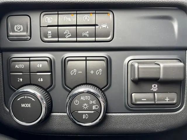 2026 Chevrolet Tahoe 4WD Premier