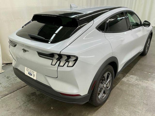 2022 Ford Mustang Mach-E Select