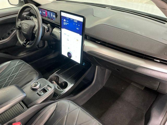 2022 Ford Mustang Mach-E Select