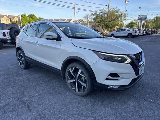 2022 Nissan Rogue Sport SL AWD Xtronic CVT