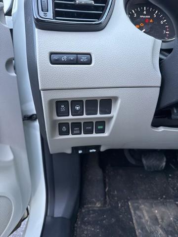 2022 Nissan Rogue Sport SL AWD Xtronic CVT