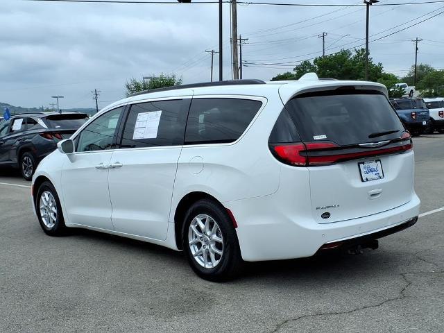 2022 Chrysler Pacifica Touring L