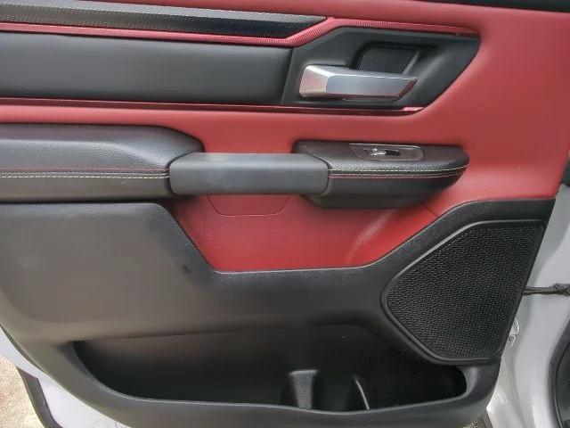 2025 Ram 1500 Rebel Crew Cab 4x4 5'7" Box