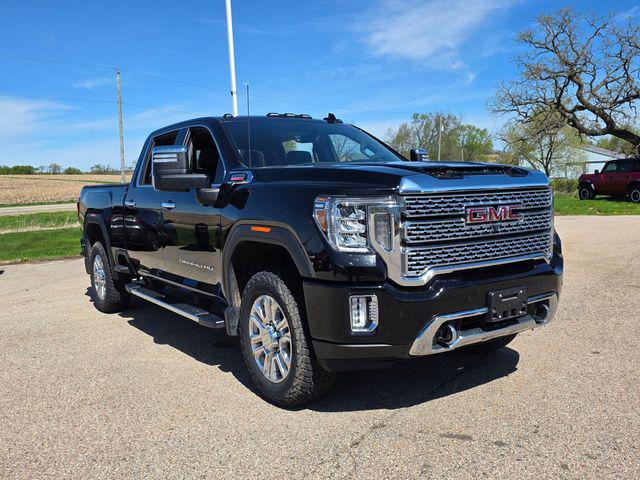 2020 GMC Sierra 2500HD 4WD Crew Cab Standard Bed Denali for sale in Belleville, WI