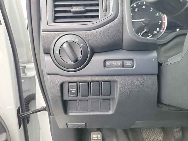 2022 Nissan Titan Crew Cab S 4x2