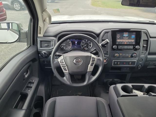 2022 Nissan Titan Crew Cab S 4x2