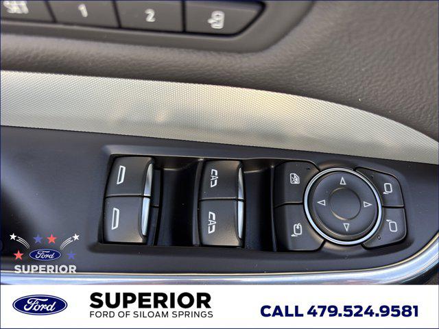 2023 Cadillac XT4 AWD Premium Luxury