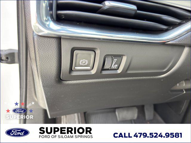 2023 Cadillac XT4 AWD Premium Luxury