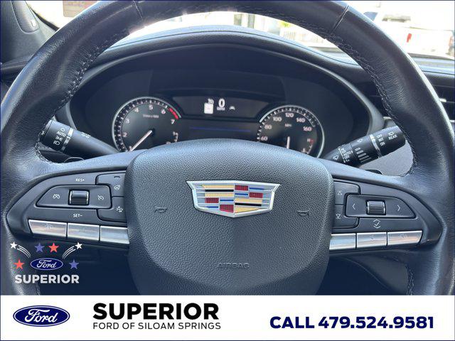 2023 Cadillac XT4 AWD Premium Luxury