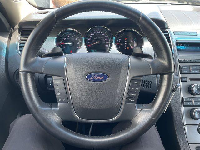 2011 Ford Taurus SEL