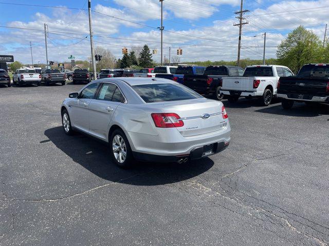 2011 Ford Taurus SEL