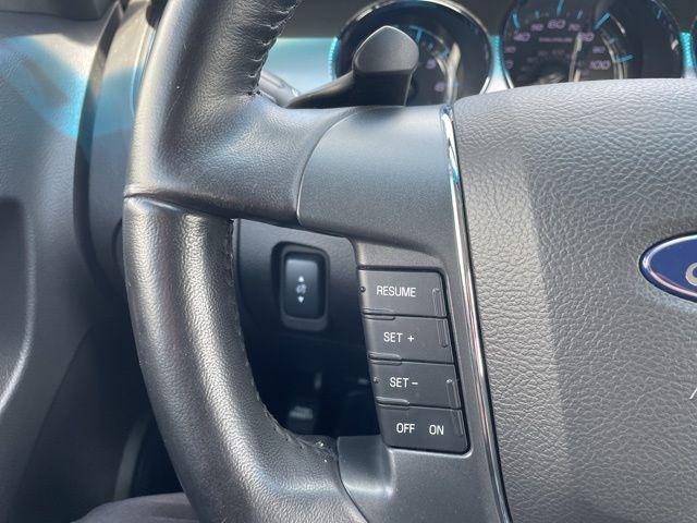 2011 Ford Taurus SEL