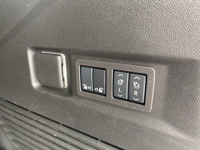 2024 GMC Yukon 4WD Denali