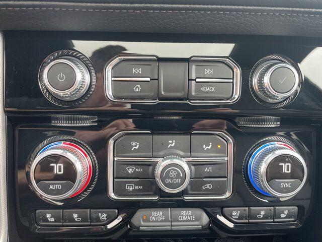 2024 GMC Yukon 4WD Denali