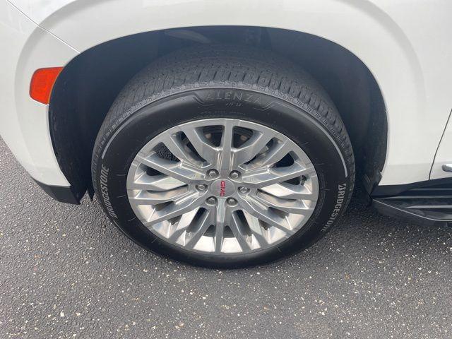 2024 GMC Yukon 4WD Denali