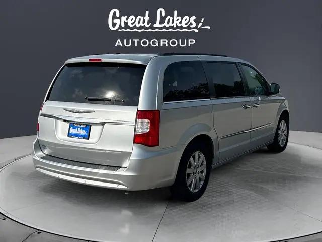 2012 Chrysler Town & Country Touring-L