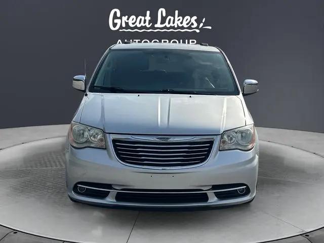 2012 Chrysler Town & Country Touring-L
