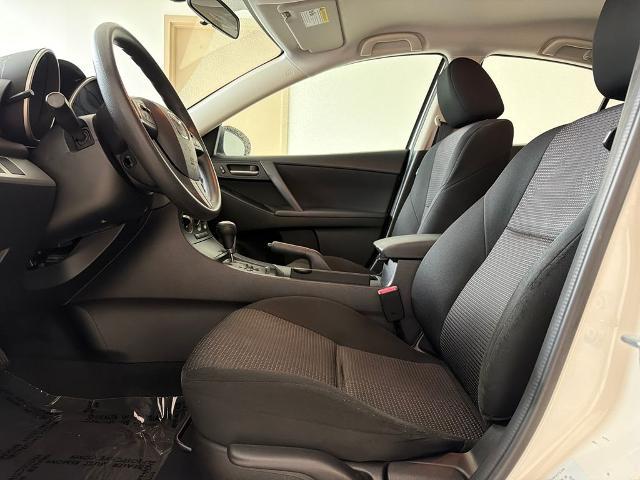 2013 Mazda Mazda3 i Sport