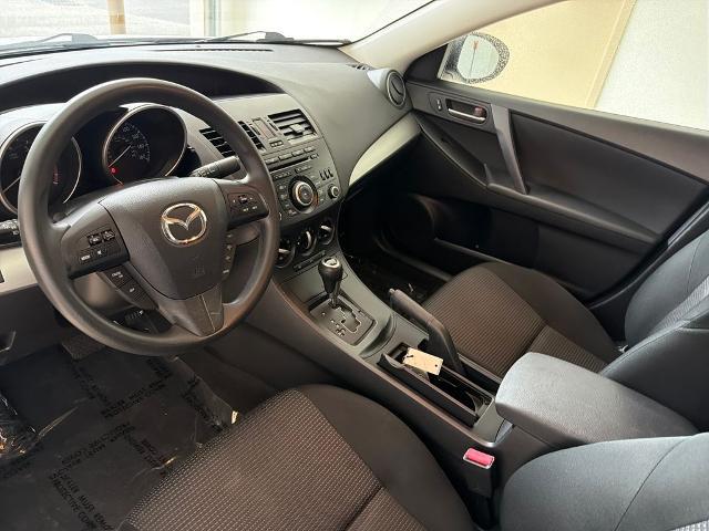 2013 Mazda Mazda3 i Sport