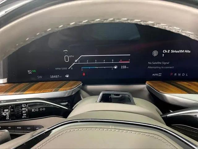 2025 Cadillac Escalade Premium Luxury Platinum