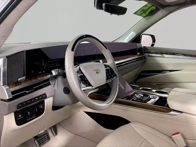 2025 Cadillac Escalade Premium Luxury Platinum