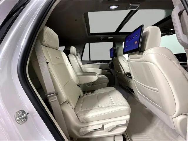 2025 Cadillac Escalade Premium Luxury Platinum