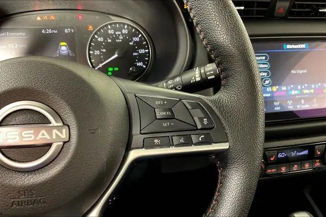 2024 Nissan Kicks SR Xtronic CVT