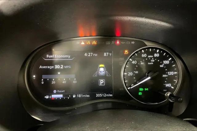 2024 Nissan Kicks SR Xtronic CVT