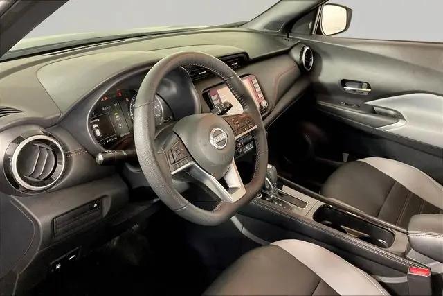 2024 Nissan Kicks SR Xtronic CVT
