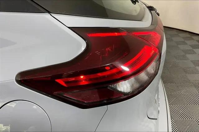 2024 Nissan Kicks SR Xtronic CVT
