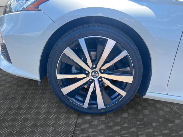 2020 Nissan Altima SR FWD
