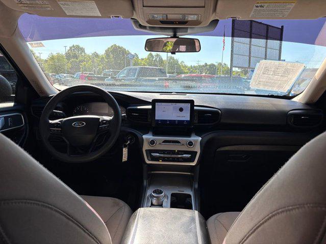 2022 Ford Explorer Base