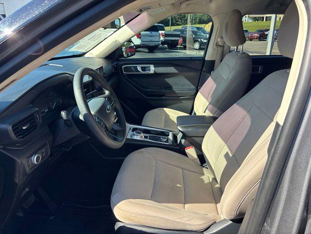 2022 Ford Explorer Base