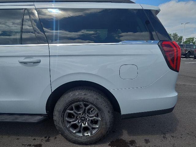 2025 Ford Expedition Active MAX