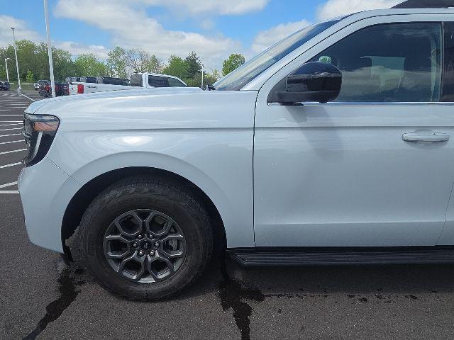 2025 Ford Expedition Active MAX