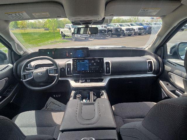 2025 Ford Expedition Active MAX