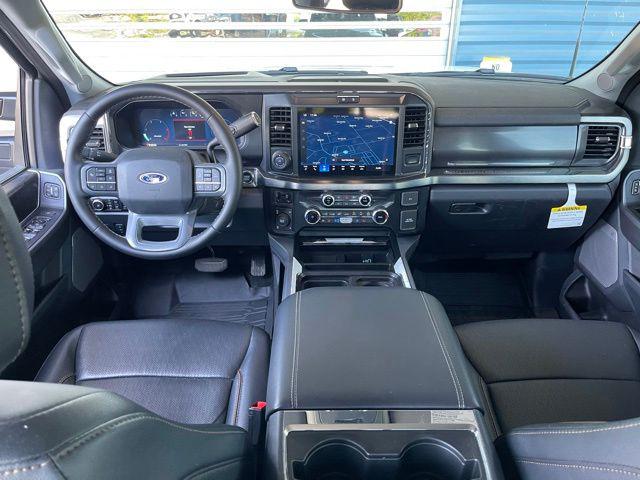 2025 Ford F-350 LARIAT