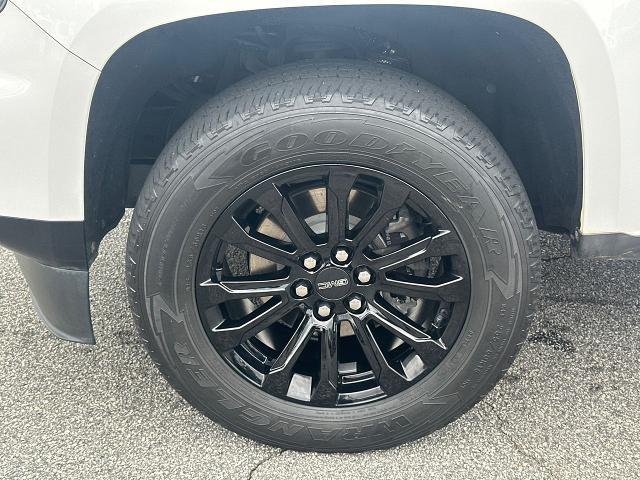 2022 GMC Canyon 4WD Crew Cab Short Box Elevation