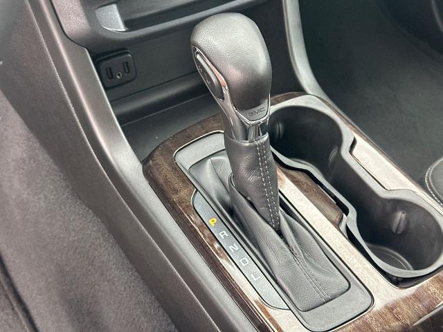 2022 GMC Canyon 4WD Crew Cab Short Box Elevation