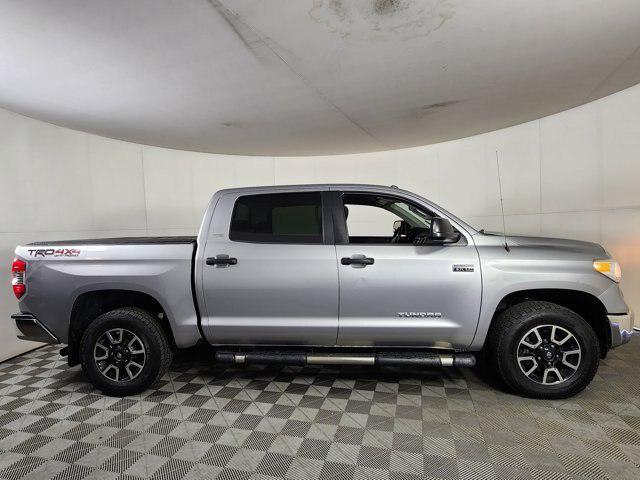 2016 Toyota Tundra SR5 5.7L V8