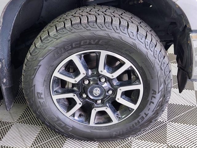 2016 Toyota Tundra SR5 5.7L V8