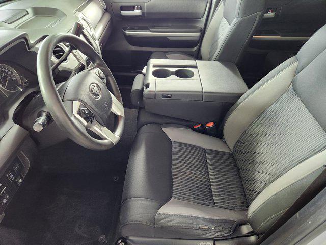 2016 Toyota Tundra SR5 5.7L V8