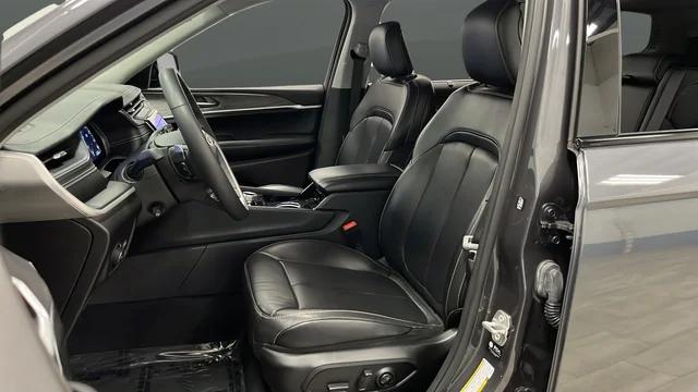 2023 Jeep Grand Cherokee L Limited 4x4