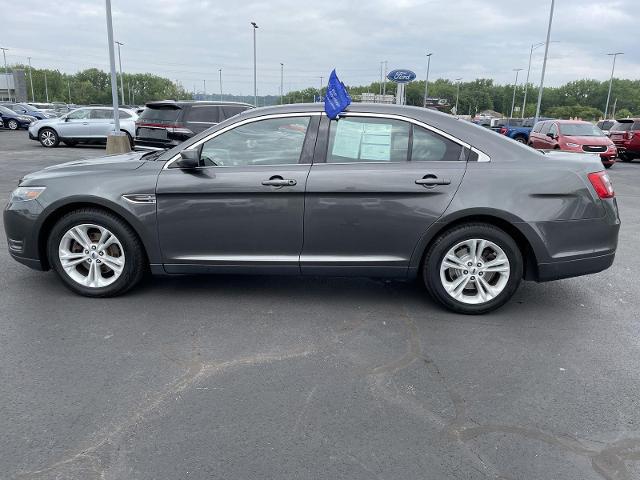 2018 Ford Taurus SEL