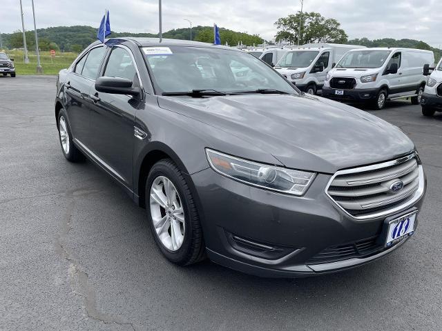 2018 Ford Taurus SEL
