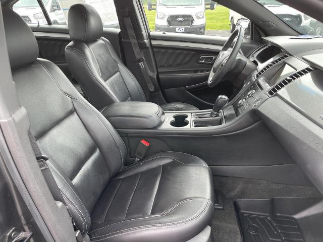 2018 Ford Taurus SEL