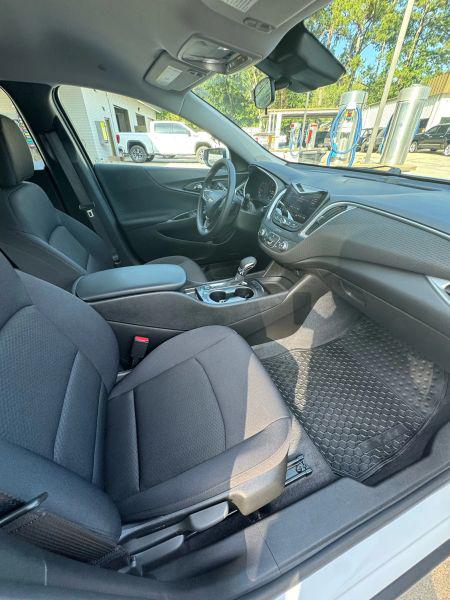 2023 Chevrolet Malibu FWD 1FL