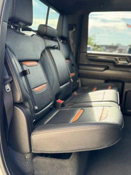 2024 GMC Sierra 2500HD 4WD Crew Cab Standard Bed AT4