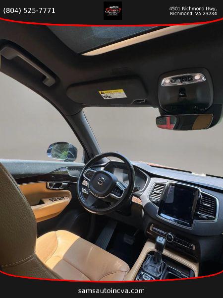 2017 Volvo XC90 T6 Momentum
